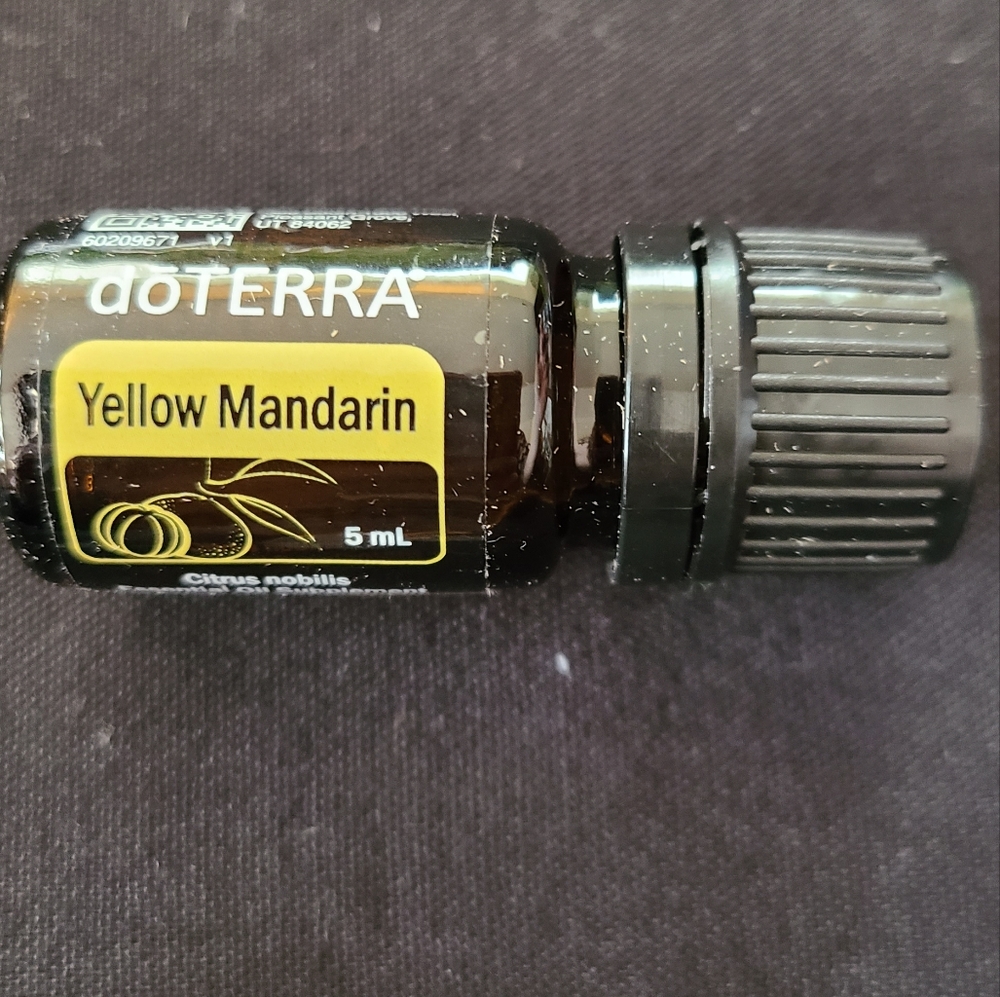 DT Yellow Mandarin EO sealed 5ml